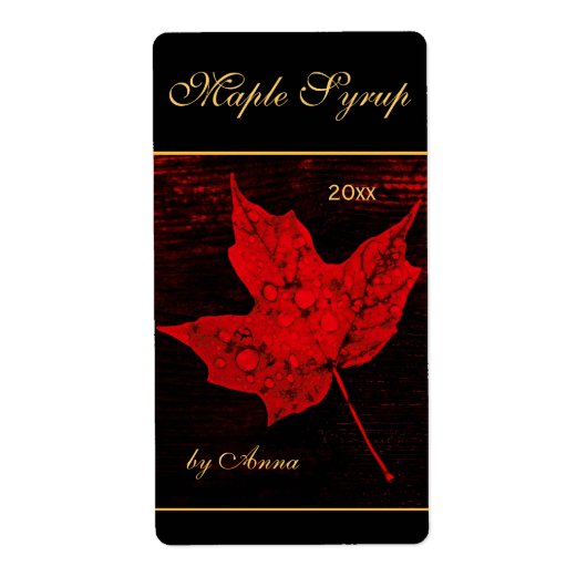 Regendruppels op rood esdoornblad etiket (Voorkant)