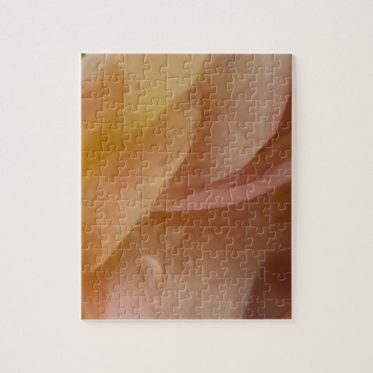 Regendruppels op Rozen bloemblaadjes Roze Perzik B Legpuzzel (Verticaal)