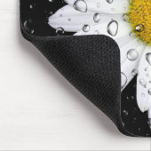 regendruppels op witte mais muismat (Hoek)