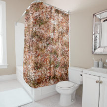 regenwoud onder katoen of gesteente onder de grond