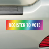 Registreren om te stemmen regenboog gradiënt typog bumpersticker (Op auto)