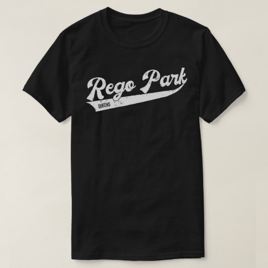 Rego Park Queens NYC Typographic Distressed Design T-shirt (Design voorkant)