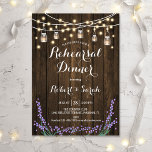 Rehearsal Dinner - Rustic Wood Lavender Kaart<br><div class="desc">repetitie binnenuitnodiging - Robuust,  donker,  bruin hout. Robuust stijlontwerp met een donkerbruin schuurpatroon,  sprookjeslichten en moeraspotten. Met stijlvolle scriptlettertypen en lavender bloemen. Stuur me een bericht als je nog meer aanpassingen nodig hebt.</div>