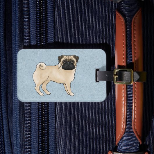 Rehkleurige Pug Mops Hond Ras Ontwerp Blauw Bagagelabel (Voorkant Insitu 4)