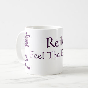 Reiki voelt de energie koffiemok