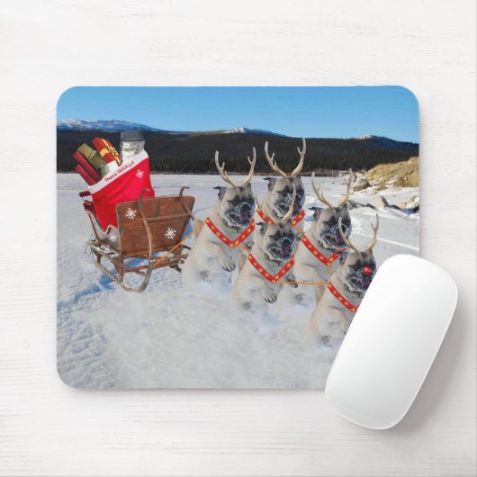 Reindeer Pugs Pulling Santa's Sleigh Mousepad Muismat (Met muis)