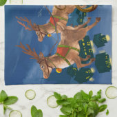 Reindeer Pulling Santa Claus Sleigh | Kerstmis Theedoek (Gevouwen)