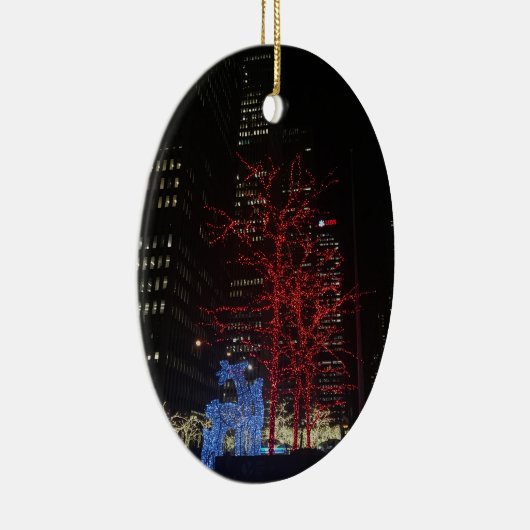 Reindekerst met kerstverlichting New York City Man Keramisch Ornament (Rechts)