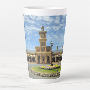 Reis door de tijd op Albury Station Latte Mok