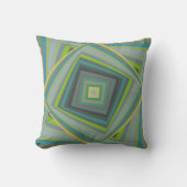 Reis door een Trippy Green Garden Kussen (Voorkant)