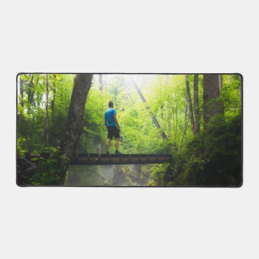 Reis door het magische bos bureaumat (Voorkant)