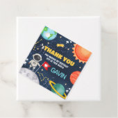 Reis rond de zon Buiten het ruimteplein Bedankjes Labels (In situ)