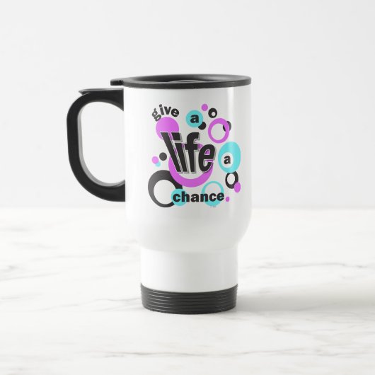 Reisbeker met een pro-life boodschap. (Links)