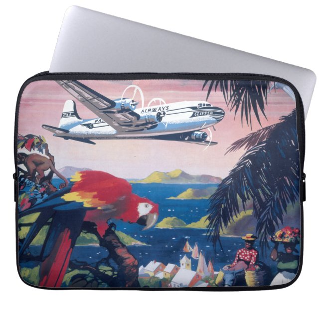 Reisposter van watervliegtuig vliegend over Caribi Laptop Sleeve (Voorkant)