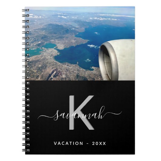 Reizen aangepaste foto zwart wit monogram notitieboek (Voorkant)