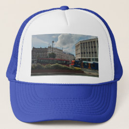 Reizen in de stad, trams en bussen trucker pet