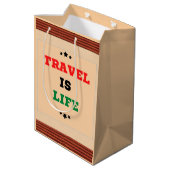 Reizen is een Life Gift Bag Medium Cadeauzakje (Achterkant Gekanteld)