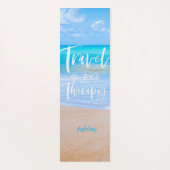 REIZEN IS MIJN THERAPIE White Quote Naam Strand Yogamat (Achterkant)