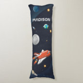 Reizen met de Outer Space Shuttle in Galaxy Gepers Lichaamskussen (Voorkant Verticaal)