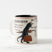 Reizigende zwarte kat  Briefkaart koffie Mok (Voorkant links)