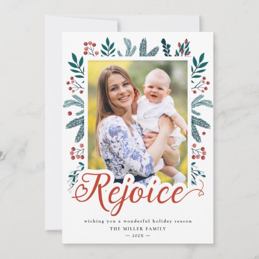 Rejoice Script Festive kerstrode bessen Foto Feestdagenkaart (Voorkant)