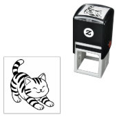 Rekkende Tabby Kat Zelfinktende Stempel (In situ)