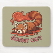 Relatable "Burnt Out" Red Panda – Cute Melted Aest Muismat (Voorkant)