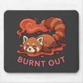 Relatable "Burnt Out" Red Panda – Cute Melted Aest Muismat (Voorkant)