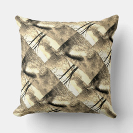 Relaxing pillow to uplift mood kussen