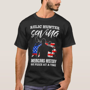 Relic Hunter Saving Americans Geschiedenis Probe M T-shirt