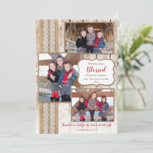 Religieus hout 3-fotokerstkaart (Staand voorkant)