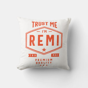Remi - Gepersonaliseerde naam Birthday Gift Kussen