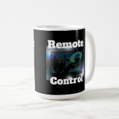 "Remote Control" SKULLNSKIN Grph by J.H. Thornton  Koffiemok (Voorkant rechts)