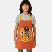 Rena Rouge Circle Badge Schort (Insitu)