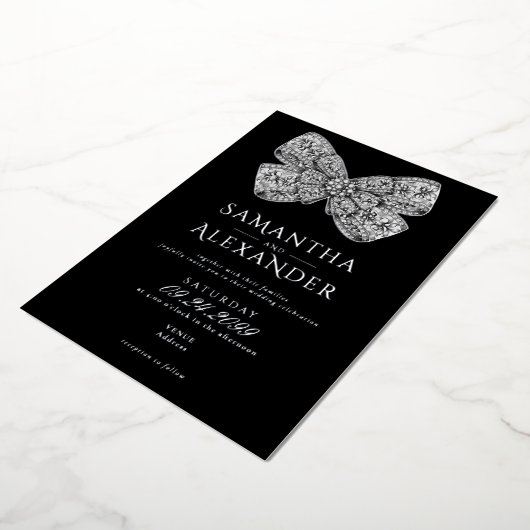 Renaissance Regency  Bow Zwart Fotobruiloft Folie Uitnodiging (Gedraaid)