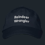 Rendier Wrangler Elegante Marine Kleur Kerstavond Geborduurde Pet<br><div class="desc">Show uw vakantiegeest af met dit Alternative Apparel Basic Verstelbare Pet in navy,  met de op maat geborduurde tekst "Reindeer Wrangler". Het hoogwaardige borduurwerk voegt een leuke en feestelijke touch toe. Dit verstelbare pet zorgt voor een comfortabele pasvorm voor al uw vakantie-avonturen.</div>