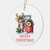 Rendieren en egel Kerstmis Keramisch Ornament (Links)