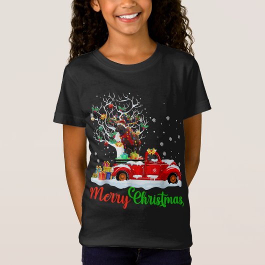 Rendieren op rode vrachtwagen Kerstmis Pyjama Grap T-shirt (Voorkant)