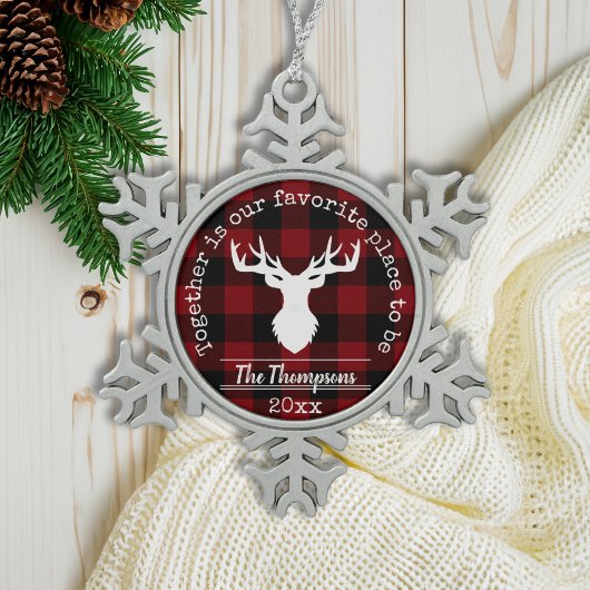 Rendieren Rood en Zwarte Buffel Plaid Tin Sneeuwvlok Ornament