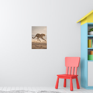 Rennende jachtluipaard over open vlakte wildlife m poster