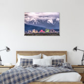 Reno Skyline op een Stormy April Evening Canvas Afdruk (Insitu (Slaapkamer))