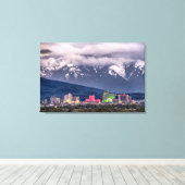 Reno Skyline op een Stormy April Evening Canvas Afdruk (Insitu (Houten vloer))