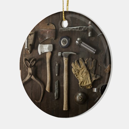 Renovatie Thema, Houden Carpentry Handymen en T Keramisch Ornament (Links)