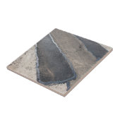 Reparatie van het wegdek en het leggen van nieuw a tegeltje (Zijkant)