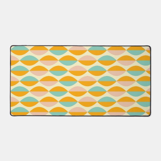 Repeating geometric pattern in beige background bureaumat (Voorkant)