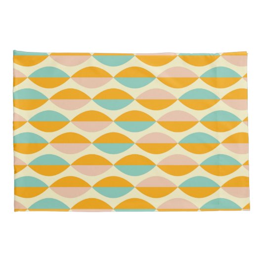 Repeating geometric pattern in beige background kussensloop (Achterkant-Rechts)