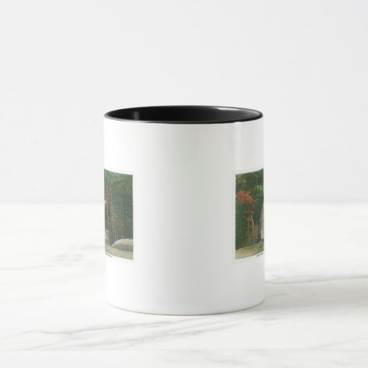 Replica van Gen Burgoyne's Last Bridge Mok (Midden)