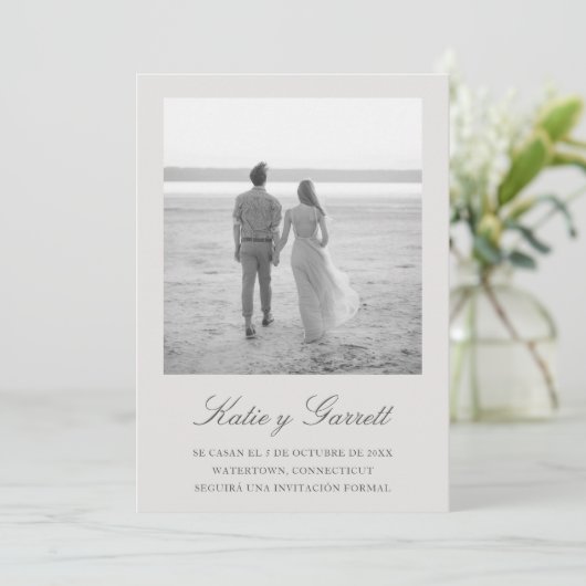 Reserva la Fecha Elegant Simple Gray Photo Spain Save The Date (Staand voorkant)