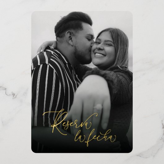 Reserva la Fecha en Moderno Blanco y Negro Folie Uitnodiging (Voorkant)