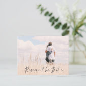 Reserveer de datum Foto trouwdatum Aankondiging Briefkaart (Staand voorkant)